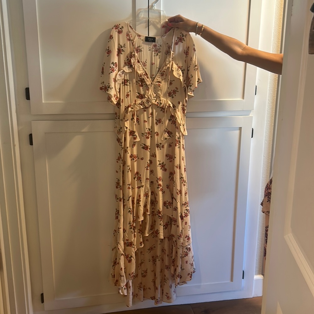 Brand new , never worn floral high/ low dress size small